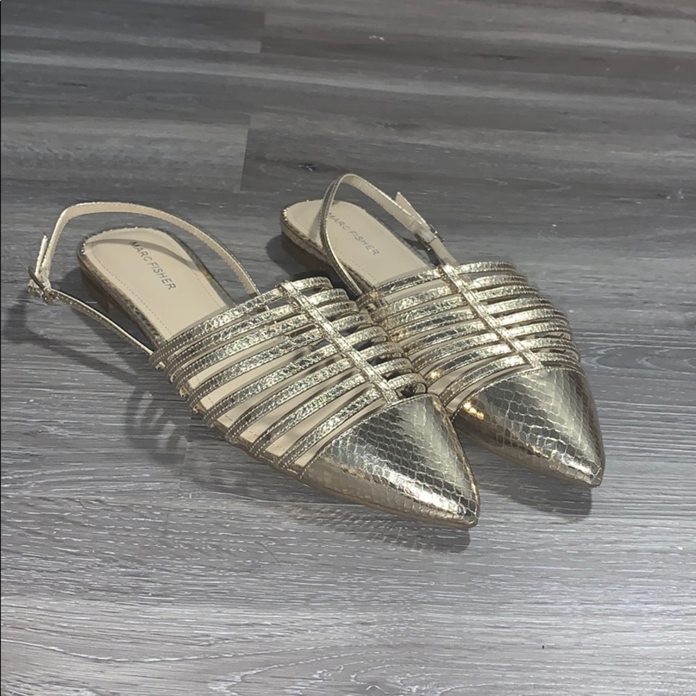 Marc Fisher gold flats